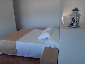 2 bedrooms, iron/ironing board, internet, bed sheets - Apartment with incredible views of the Pontevedra estuary (Bueu)