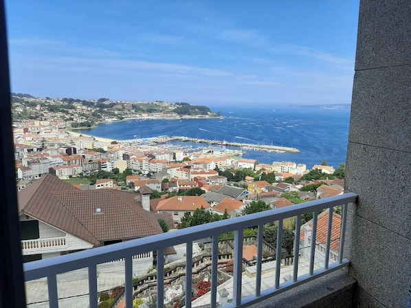 Property grounds - Apartment with incredible views of the Pontevedra estuary (Bueu)