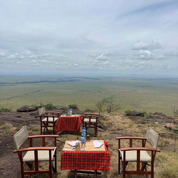 BBQ/picnic area - Oreteti Mara Lodge (Lolgorien)