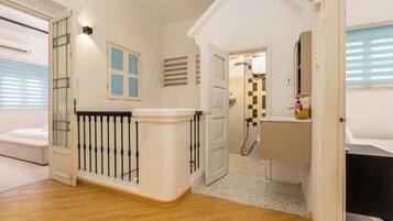 Superior Villa, City View | Free WiFi