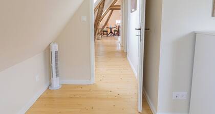 Aux Roses et aux Poutres