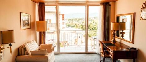 Superior Double Room | Blackout drapes, rollaway beds, free WiFi, bed sheets