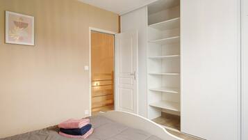 1 Schlafzimmer, Bügeleisen/Bügelbrett, WLAN
