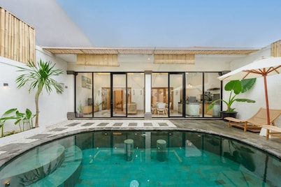 Peaceful Villa Risma – 2BR Pool Escape in Munggu