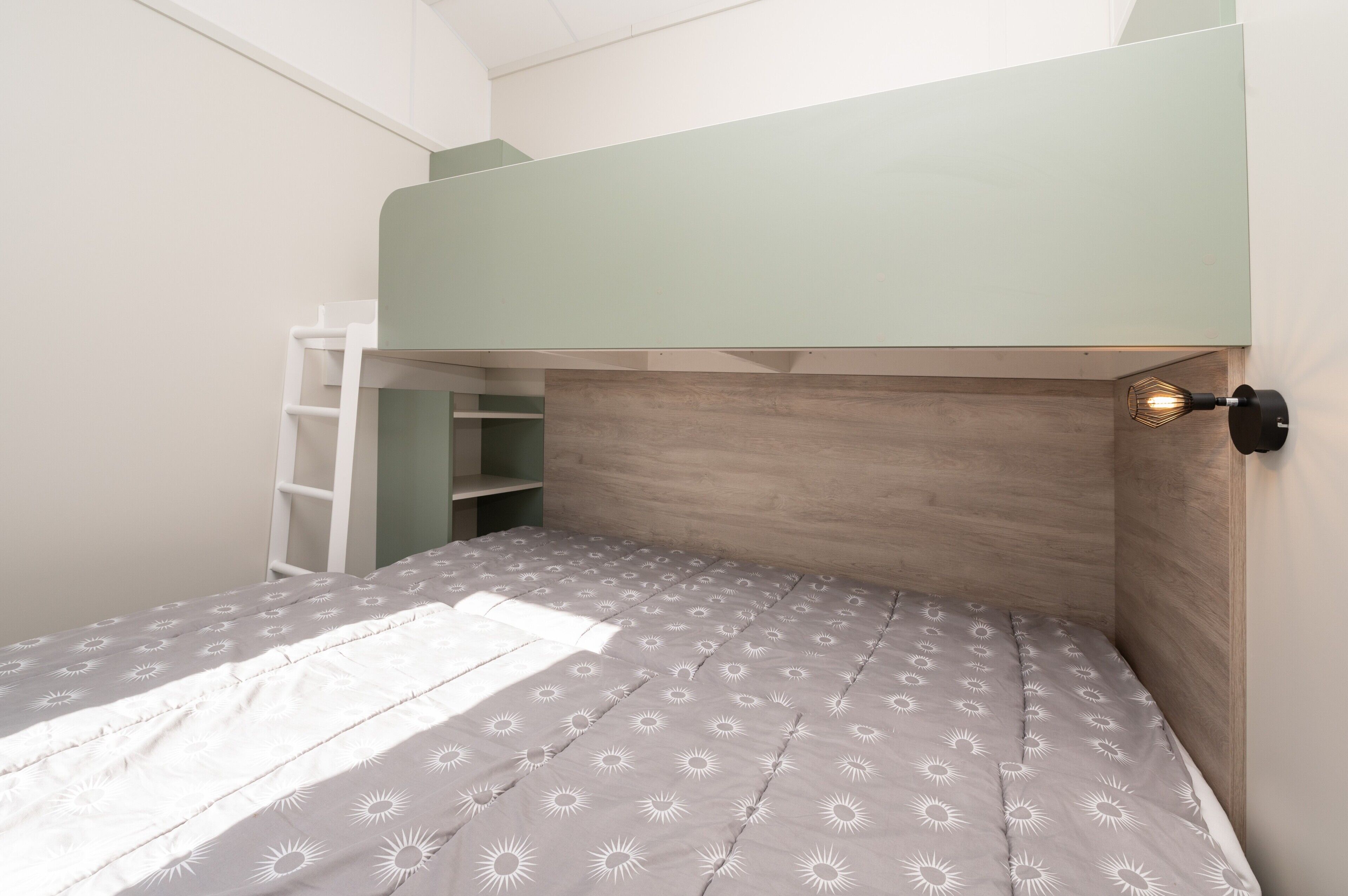 2 bedrooms