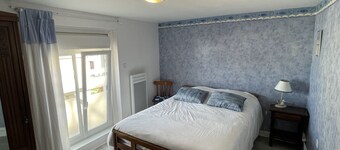 Ma Toquade, a small fisherman's cottage 50 metres from the beach