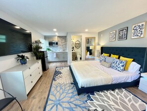 1 makuuhuone, silitysrauta/-lauta, Wi-Fi, vuodevaatteet