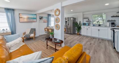 Cocoa Hideaway w/ Air Hockey + Darts + Beach Gear