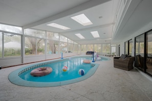 Indoor pool - Entire Home+Pool+Ping Pong Table+Arcade (Kissimmee)