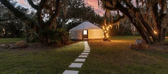 Florida Yurt Escape • Nature + Comfort