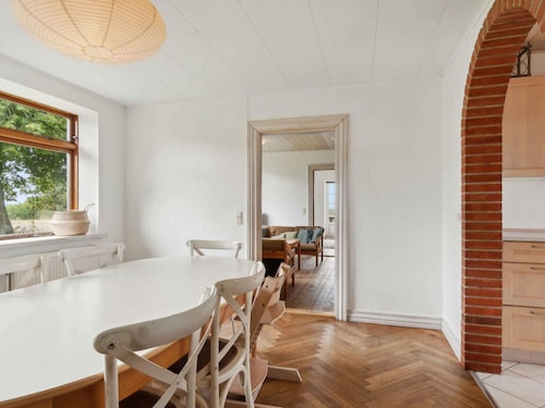 5 Star Holiday Home in Ronne