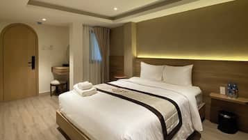 In-room safe, desk, blackout drapes, soundproofing