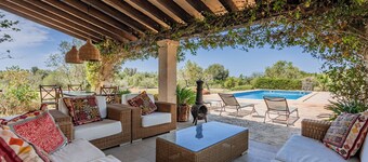 Finca Los Almendros near Santanyi with private pool, wifi and air conditioning