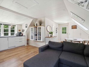 House | Interior - 5 Star Holiday Home in Klemensker (Klemensker)