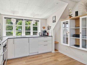 House | Interior - 5 Star Holiday Home in Klemensker (Klemensker)