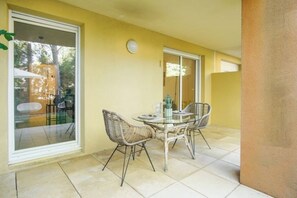 Outdoor dining - Comfortable T2 Beauregard - Garden and free parking (Aix-en-Provence)
