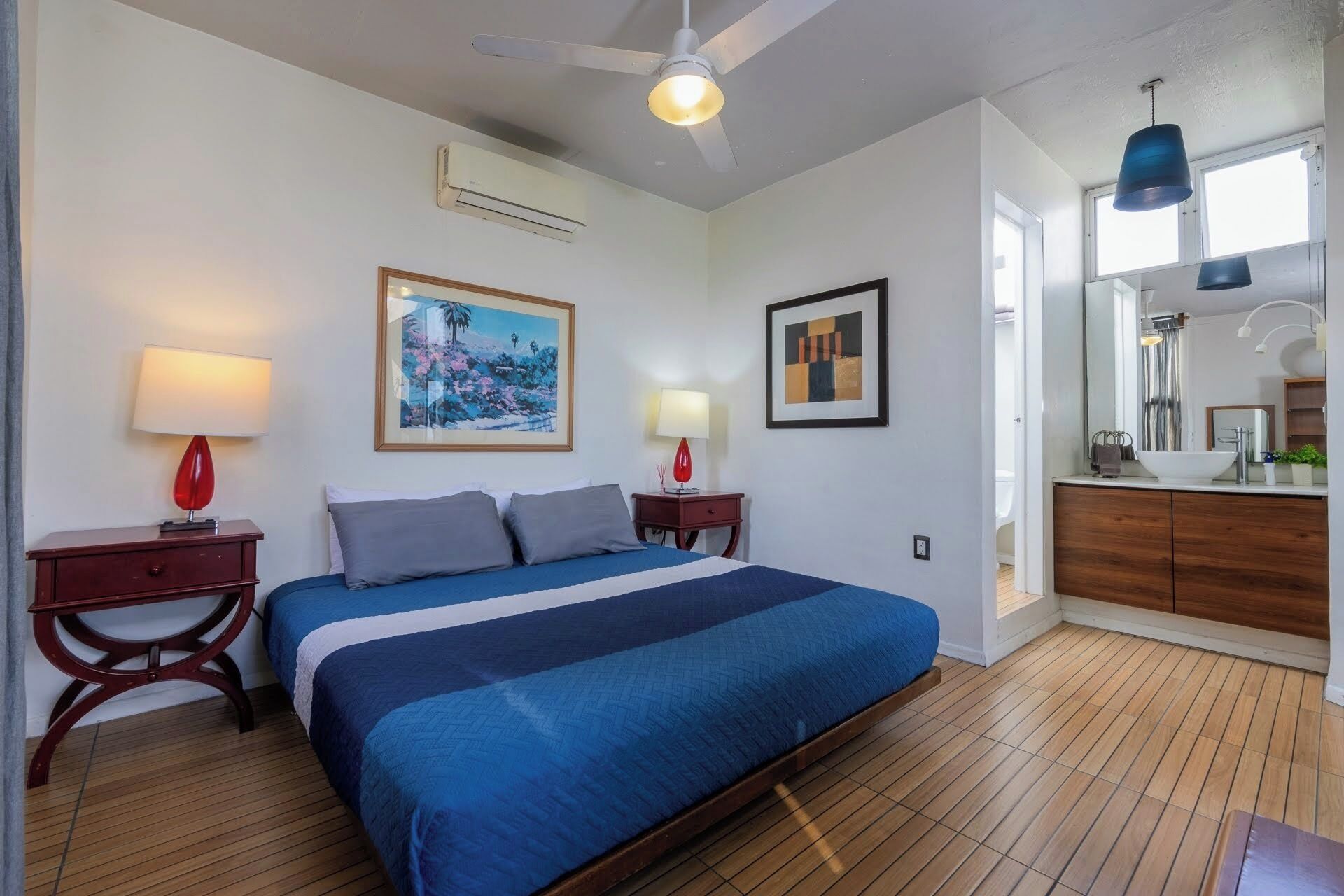 3 soverom, strykejern/-brett, wi-fi (inkludert) og sengetøy