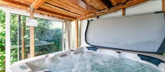 Chalet « Gîte » avec piscine privée, Wi-Fi et climatisation
