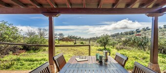 Apartment 'Casa Rural El Pajar' with Mountain View, Wi-Fi and Air Conditioning