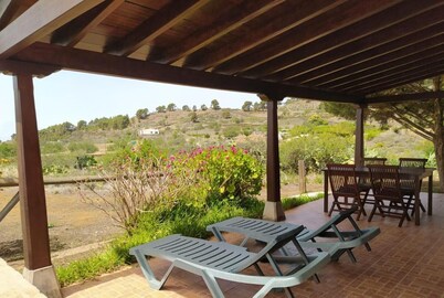 Apartment 'Casa Rural El Pajar' with Mountain View, Wi-Fi and Air Conditioning