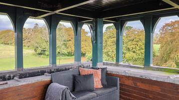 Khuôn viên nơi lưu trú