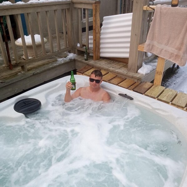 Bain à remous extérieur