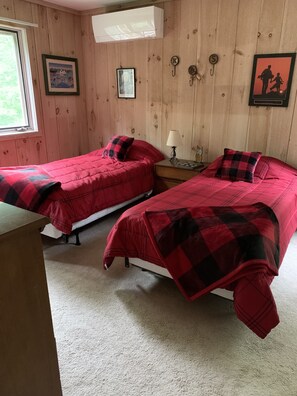 4 chambres, bureau, fer et planche à repasser, Wi-Fi gratuit