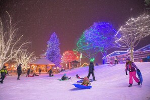雪地及滑雪運動