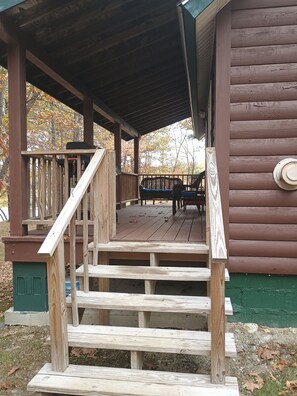 Terrace/patio - Rustic  cabin  in Lincoln Maine  (Lincoln)