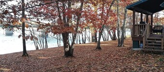 Rustic  cabin  in Lincoln Maine 