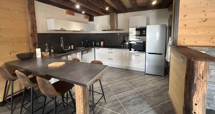 Chalet "Saint Sorlin" with Mountain View, Private Terrace and Wi-Fi