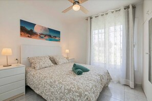 1 Schlafzimmer, Bügeleisen/Bügelbrett, Reisekinderbett, WLAN