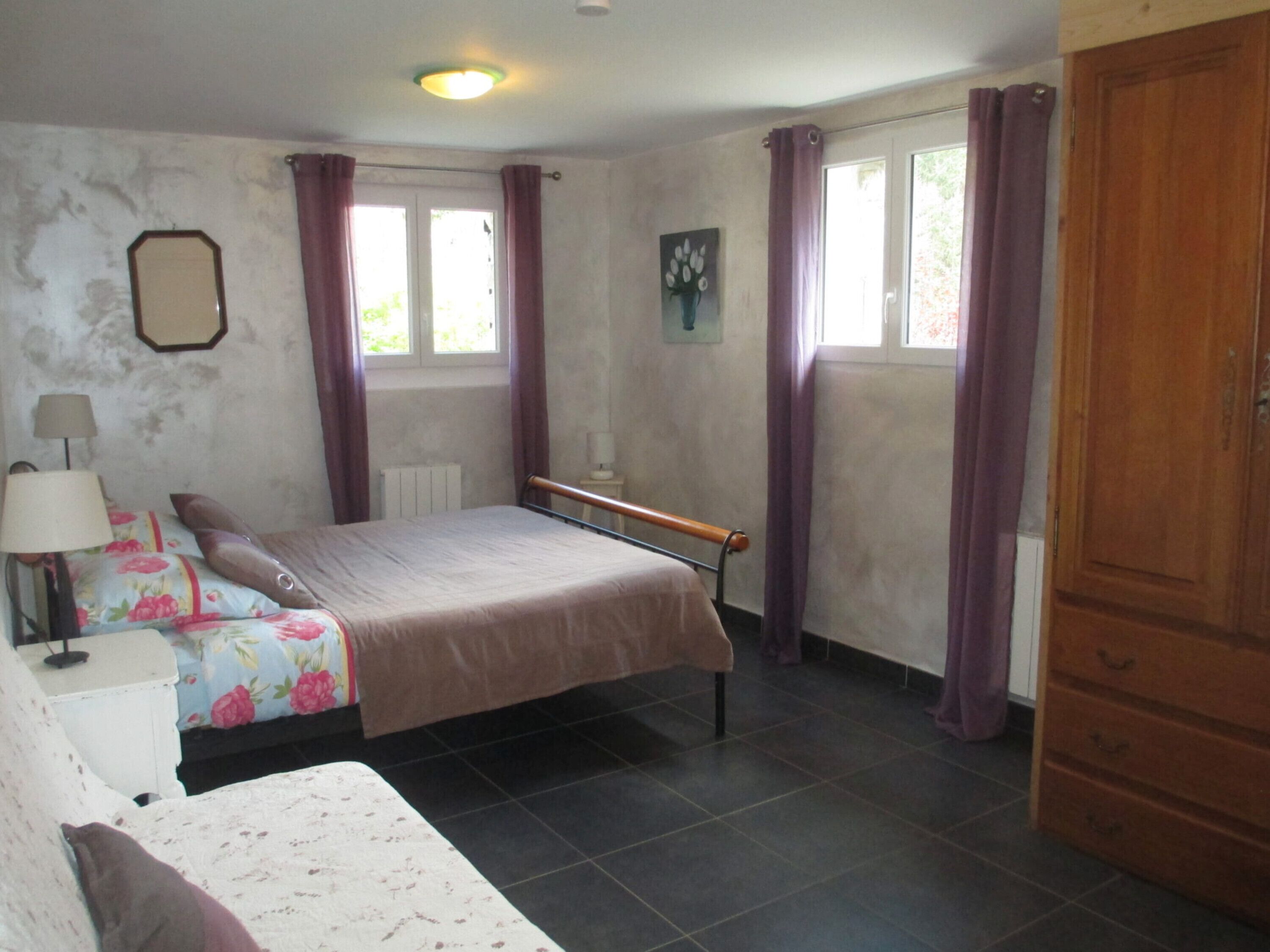 1 bedroom, WiFi, bed sheets