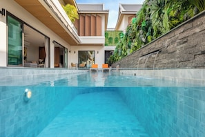 Utomhuspool