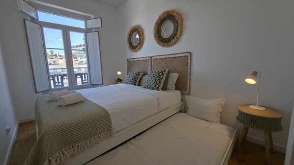 8 bedrooms, iron/ironing board, free WiFi, bed sheets