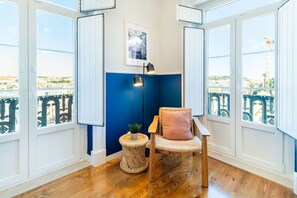 Interior - [NEW] Bairro Alto View 4E up to 25guests by Central Hill (Lisboa ciudad)