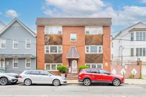 Front of property - Modern 2BR North Ironbound Apartment  (Newark)