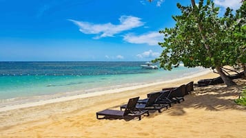 Playa en los alrededores