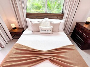 4 bedrooms, iron/ironing board, WiFi, bed sheets