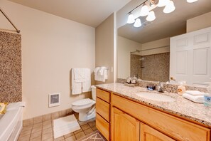 Towels, soap, shampoo, toilet paper