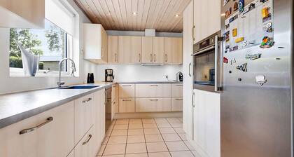 5 Star Holiday Home in Aars