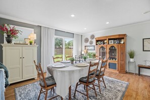 تناول الطعام