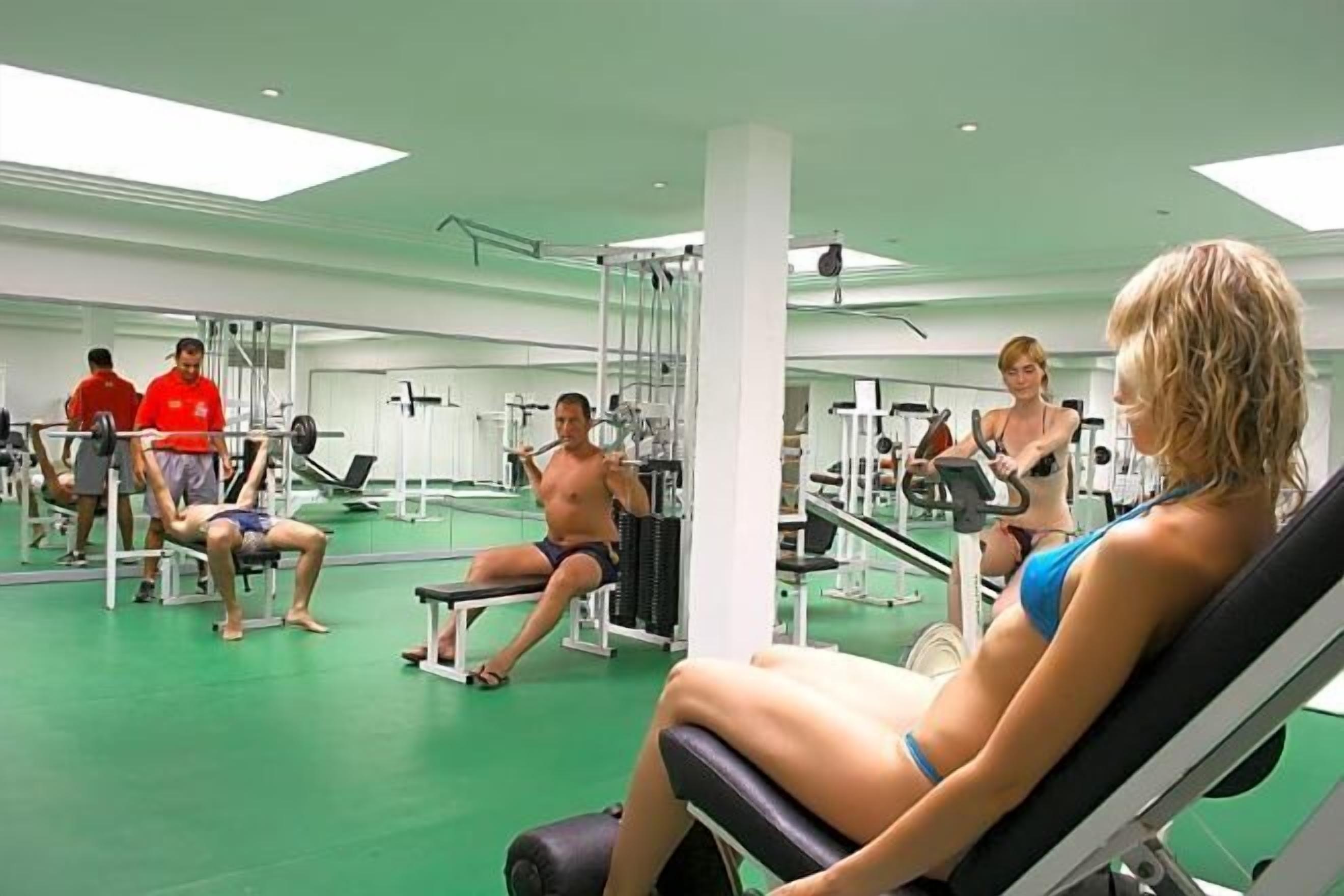 صالة الألعاب الرياضية