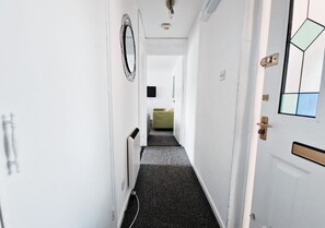 Condo, Private Bathroom | Lobby - Comfy 3BR Flat on Quiet Street (Nottingham)