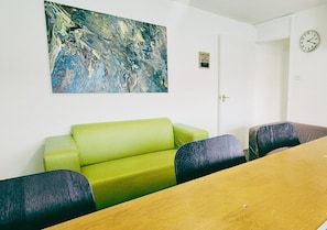 Comfort Apartment | Lounge