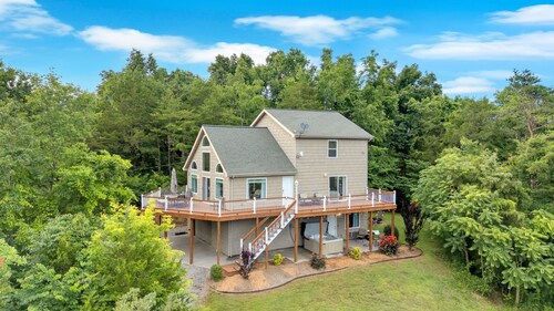 Cozy 3BR Lake Access w Sauna