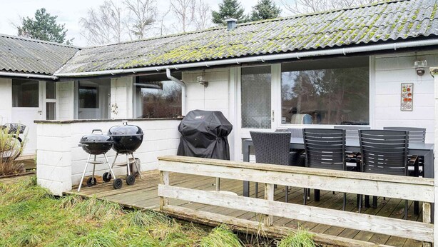 Rumah | Tempat makan outdoor