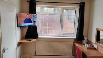 Standard Double Room | Desk, laptop workspace, iron/ironing board, free WiFi