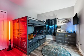 4 bedrooms, WiFi, bed sheets