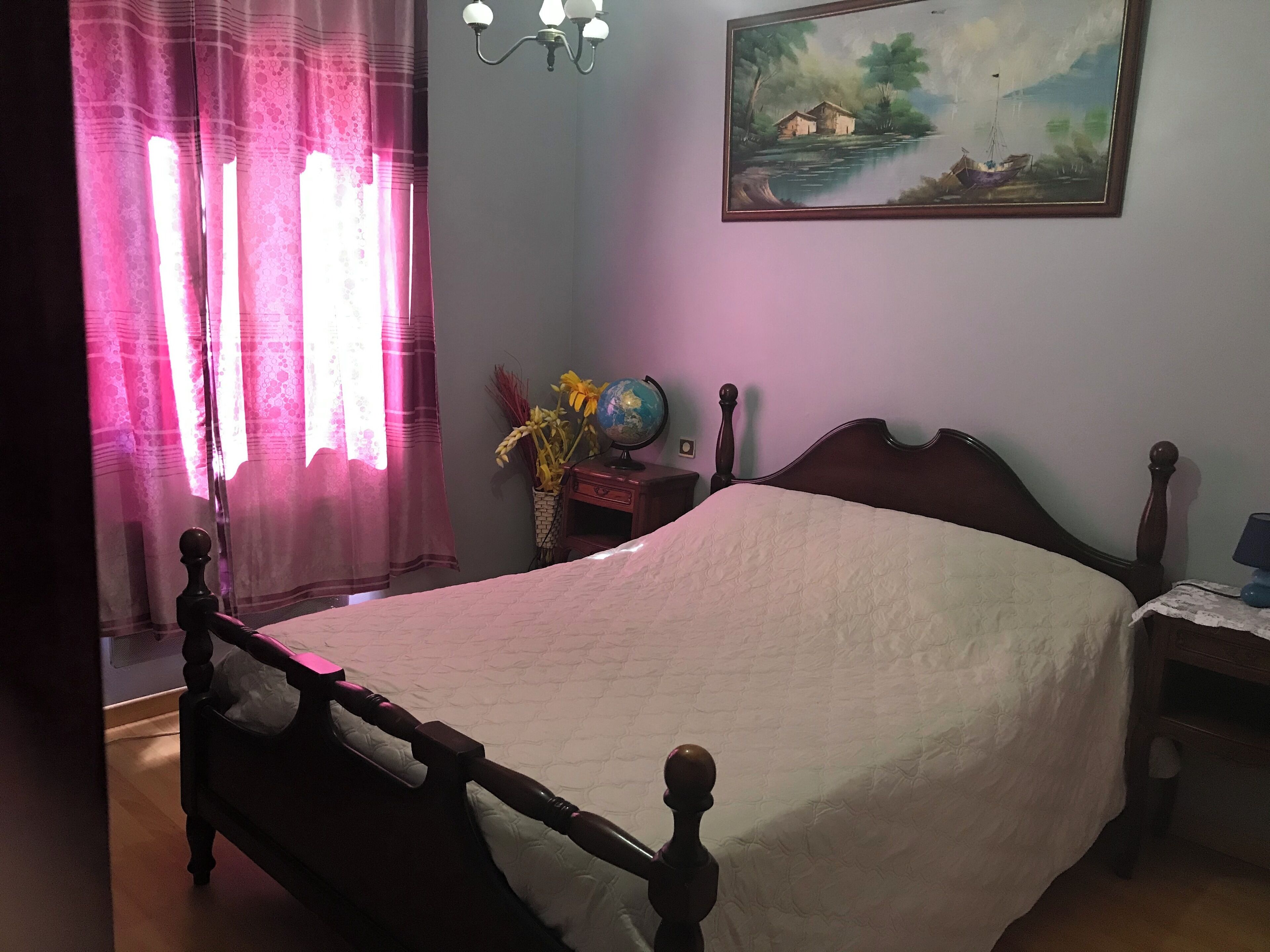 1 bedroom, iron/ironing board, internet, bed sheets